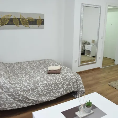 Apartamento Sofronic 1 *